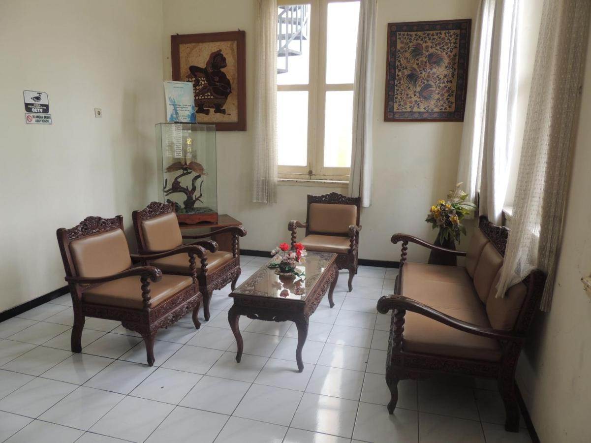 Hotel Tamu Uksw Salatiga