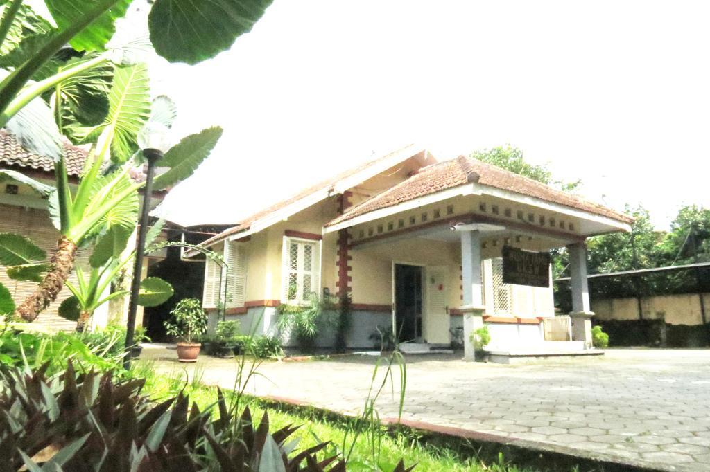 Tamu Uksw 2* Salatiga