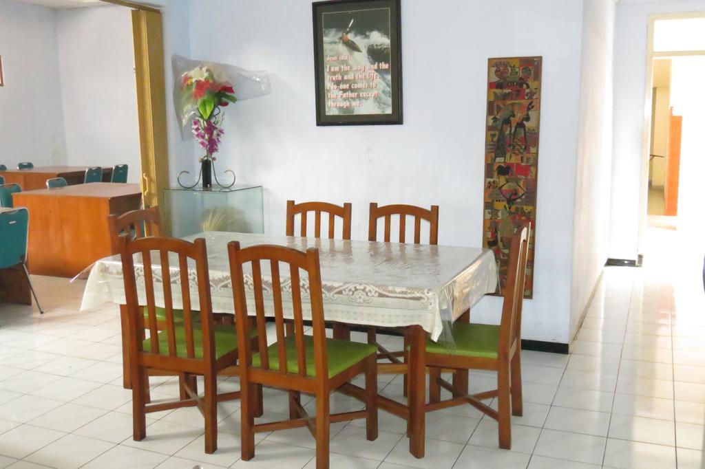 Hotel Tamu Uksw
